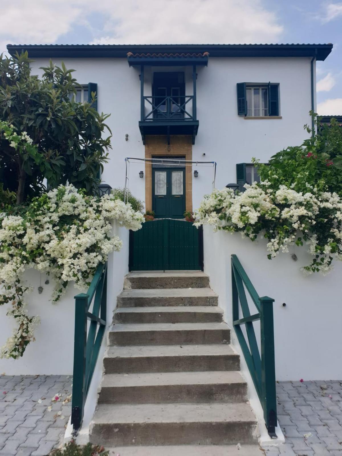 Dervise Mehmet Guest House Lefka  Екстер'єр фото